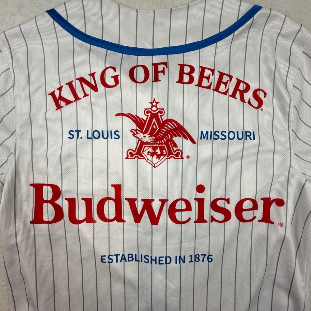 Budweiser Baseball Jersey Mens Small White Blue Pinstripe King of Beers Graphic - Picture 6 of 9